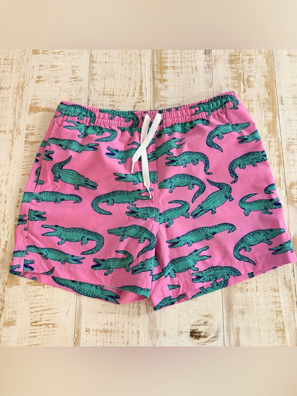 Chubbies Swim Trunk Boys Youth L 14/16 Pink Alligator 5.5” Inseam Short Trunks